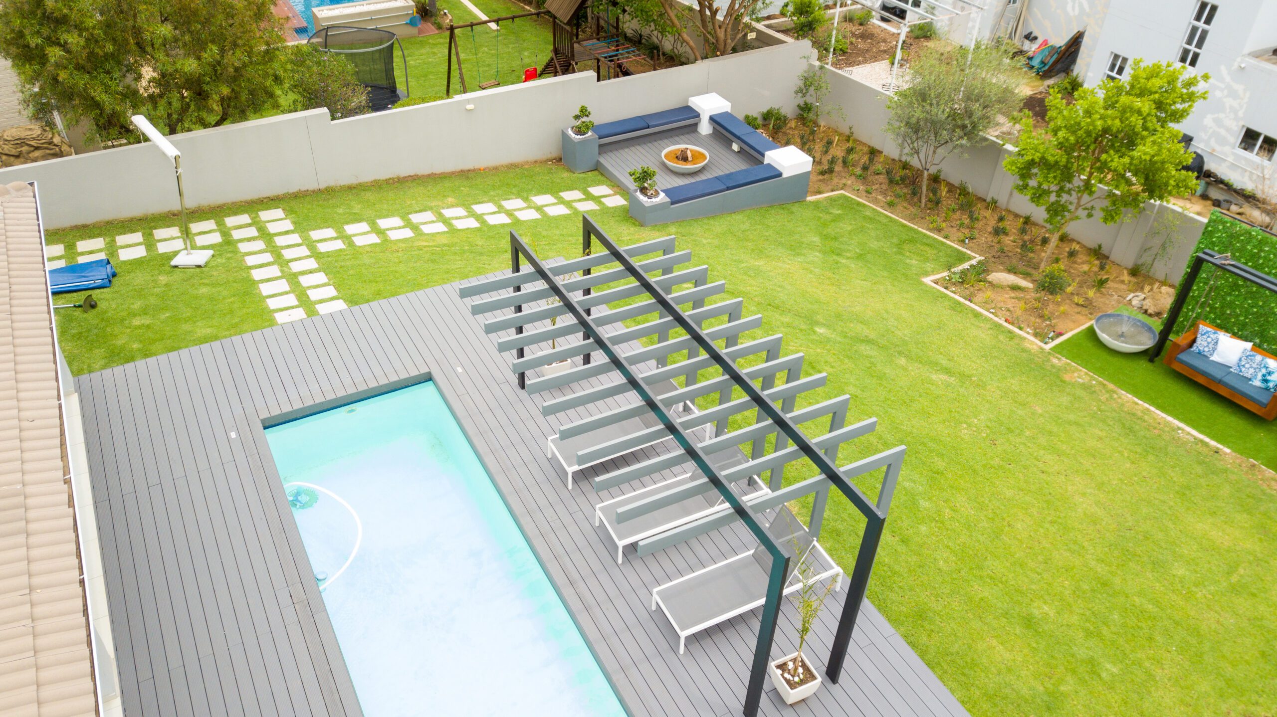 Large scale composite decking project